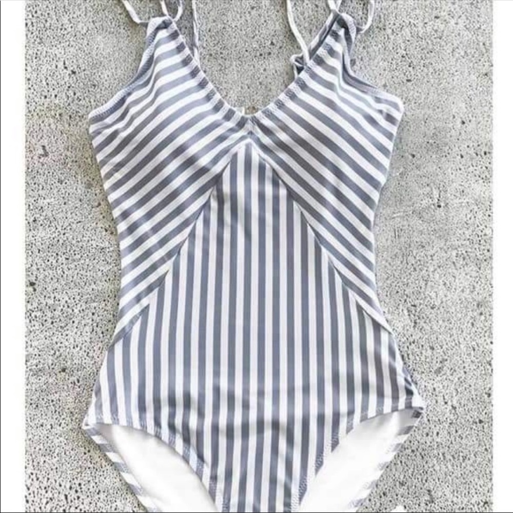Zaful one piece swimsuit Sz L